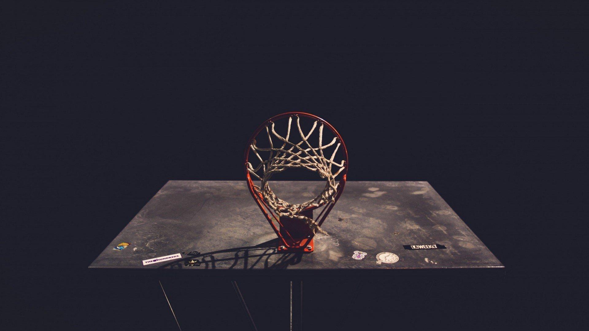 会投三分的当代乔丹？莱昂纳德飞扣两人更像科比！