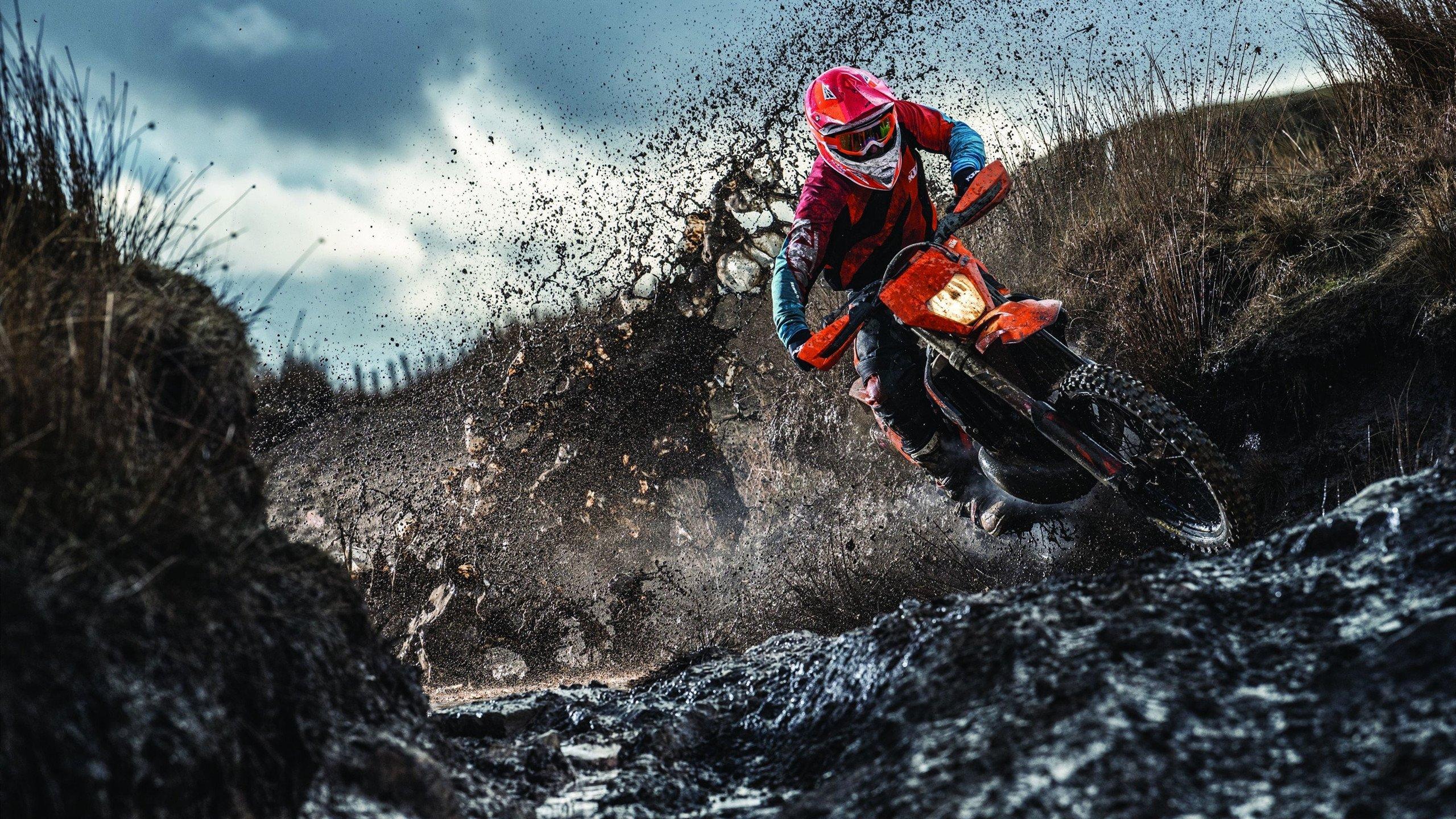 欧冠历史戴帽榜，绝代双骄八次领跑，姆巴佩跻身前列预示新时代